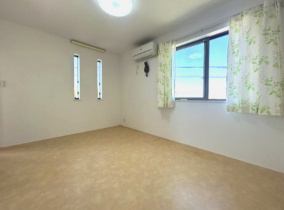 和泉市伏屋町4丁目戸建の洋室|約6.5帖