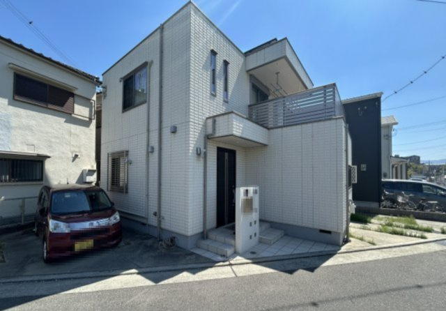 和泉市伏屋町4丁目戸建の前面道路含む現地写真|外観②