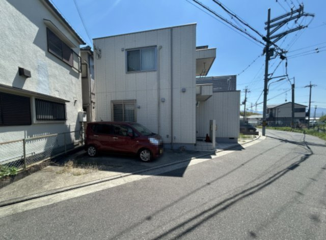和泉市伏屋町4丁目戸建の前面道路含む現地写真|外観③