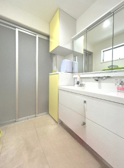 和泉市伏屋町4丁目戸建の洗面所|洗面室