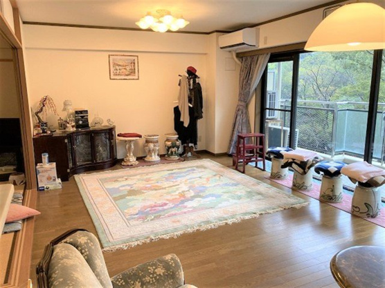 【居間・リビング】 | サニークレスト伊東 弐番館