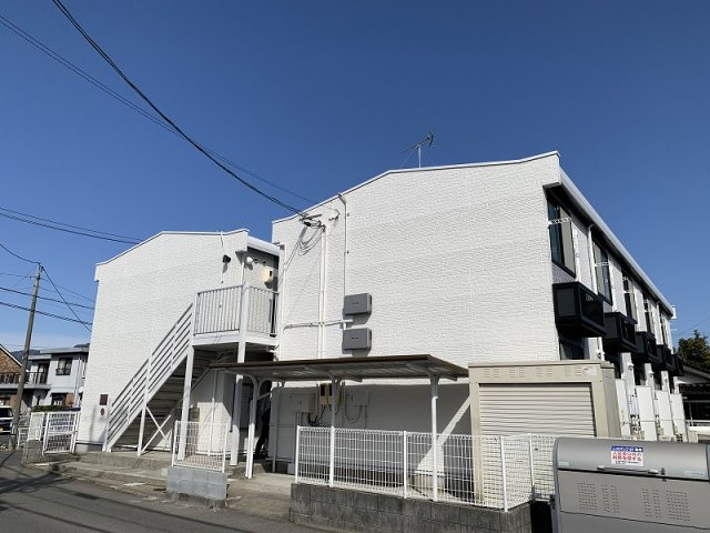 レオパレス西京の外観