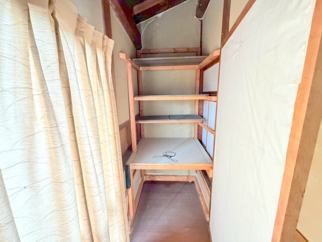 奈良市中町戸建ての内装