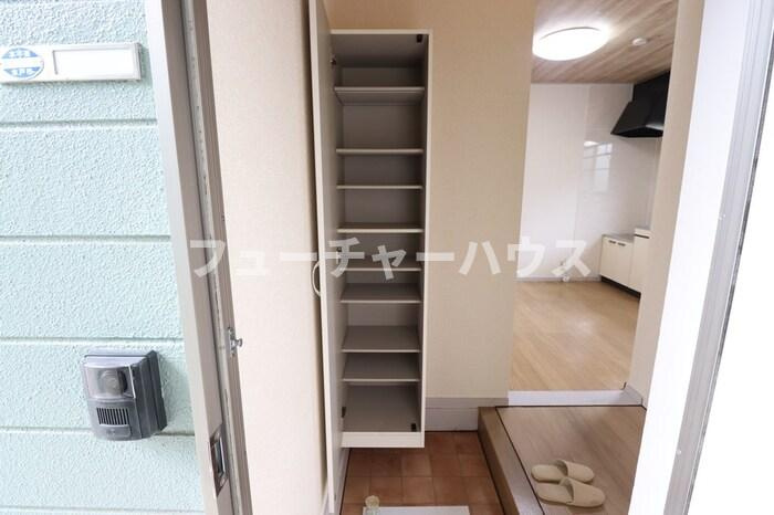スカイメゾンの玄関