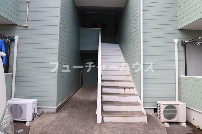 スカイメゾンのエントランス