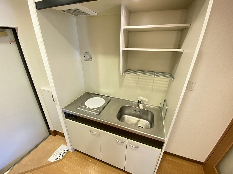 神戸市兵庫区西上橘通１丁目の賃貸マンションのキッチン|キッチン（ＩＨコンロ）