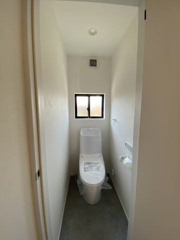 八代市松﨑町中古戸建　リセットハウスのトイレ