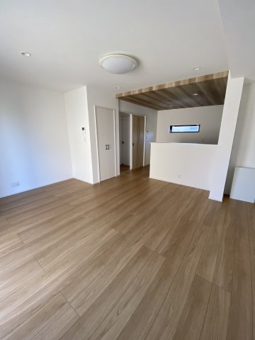 八代市松﨑町中古戸建　リセットハウスの居間・リビング