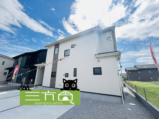 新築　前橋市後家町　Blooming　Garden　2号棟の外観|現地写真　2025年9月完成しました！ご内覧等、お気軽にお問合せください♪　							
