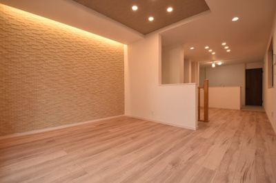 【居間・リビング】 | 笹塚３丁目～「笹塚」駅８分・新築戸建～