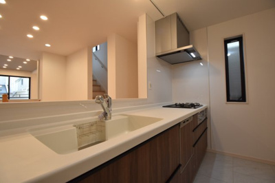 【キッチン】 | 笹塚３丁目～「笹塚」駅８分・新築戸建～