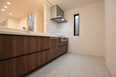 【キッチン】 | 笹塚３丁目～「笹塚」駅８分・新築戸建～