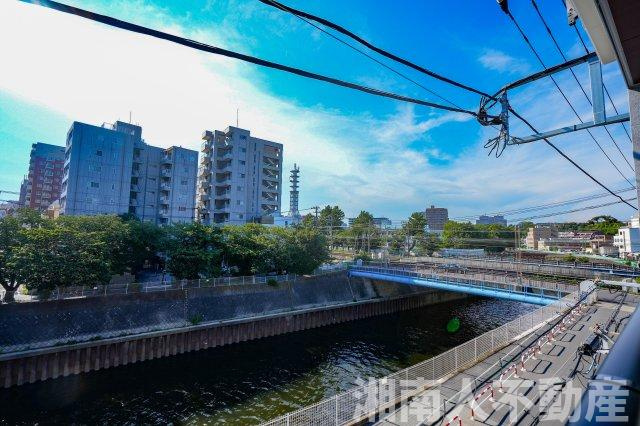 藤沢市川名１丁目１新築戸建の周辺