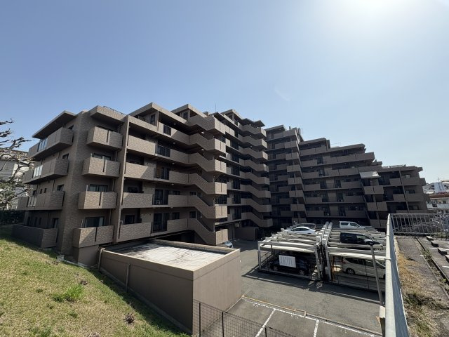 アルファステイツ朝霧丘