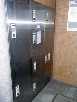 【その他共用部分】 | ハウスリンデ | 宅配ボックス完備。