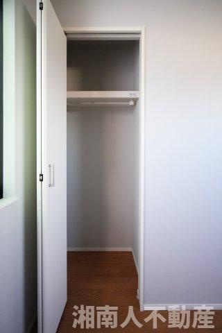 藤沢市川名１丁目１新築戸建の収納|こまごまとしたものを収納できそうですね