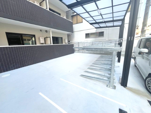 エスグランデ中崎町の駐車場