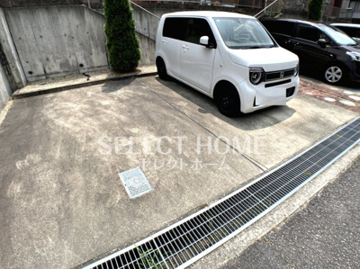【駐車場】 | メゾン　ド　アルエットＡ棟 | カースペースがあります