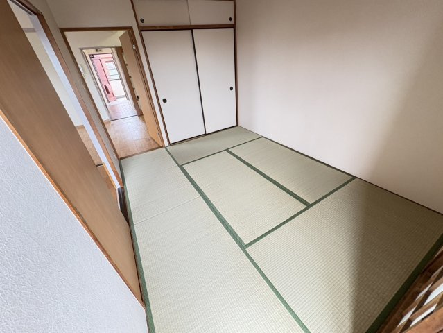 藤マンション大洲の和室