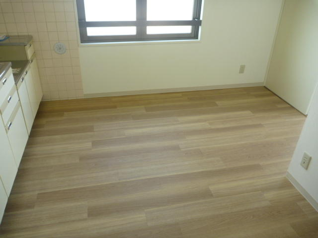 ユーシン元住吉の居間・リビング