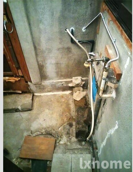 岸部南連棟貸家のバルコニー|落ち着いた時間を過ごせるバルコニーです