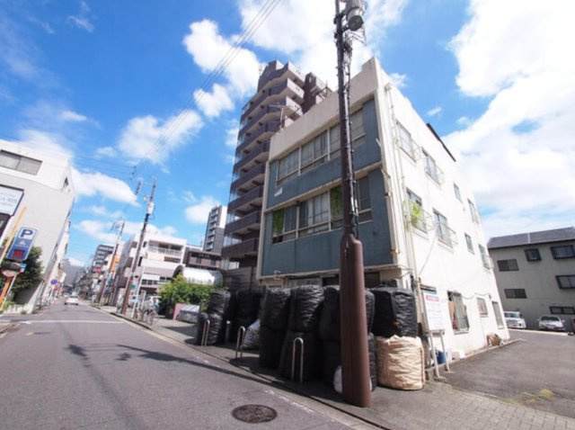 名古屋市中区栄5丁目　収益マンションの外観