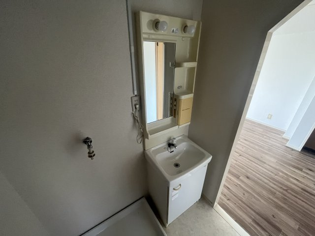 YKハイツ高丸の洗面所