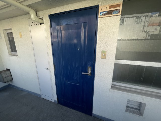 YKハイツ高丸のエントランス