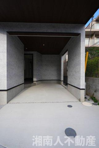 藤沢市川名１丁目１新築戸建の駐車場|駐車場があります