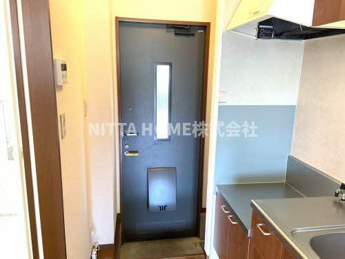 エル・コートの玄関|広いスペースの玄関です◎