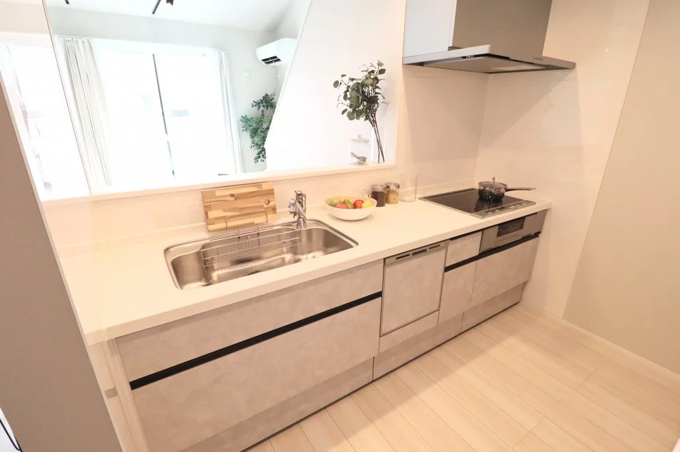 西の土居町2丁目　中古戸建（新築未入居）のキッチン