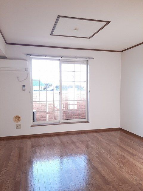 シャトレ・Ｔ．Ｓ　　刈谷市の賃貸ならクラスホーム刈谷店の居間・リビング