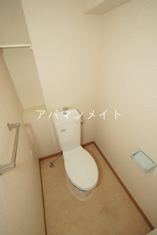 【トイレ】 | ヒルズ南戸塚～仲介手数料無料～ | 清潔感のあるトイレです