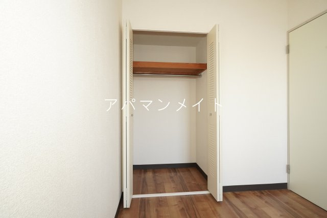 【収納】 | ヒルズ南戸塚～仲介手数料無料～ | 便利な収納スペースです
