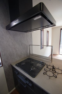 【キッチン】 | 【仲介手数料無料！！】府中市四谷3丁目　新築戸建て（全1棟）1号棟　6780万円