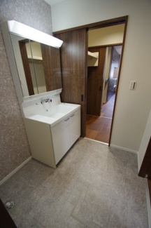 【脱衣所】 | 【仲介手数料無料！！】府中市四谷3丁目　新築戸建て（全1棟）1号棟　6780万円