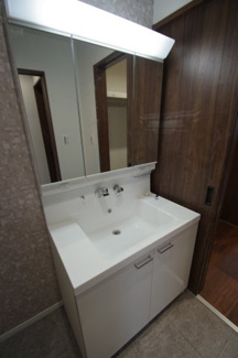 【独立洗面台】 | 【仲介手数料無料！！】府中市四谷3丁目　新築戸建て（全1棟）1号棟　6780万円