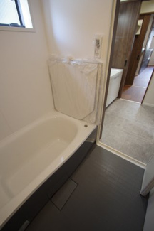 【浴室】 | 【仲介手数料無料！！】府中市四谷3丁目　新築戸建て（全1棟）1号棟　6780万円