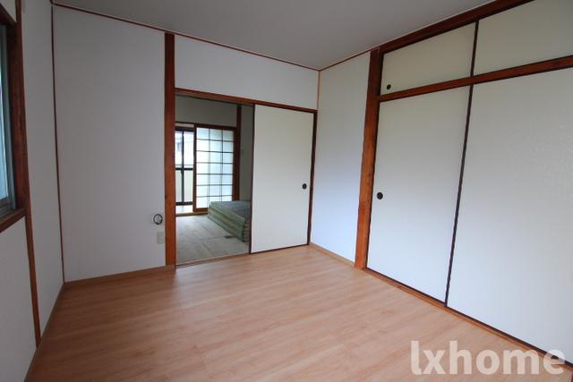 平尾ハイツの寝室|ゆとりの広さです