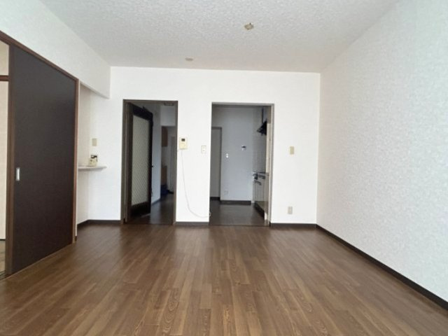 シャルム春日部の居間・リビング