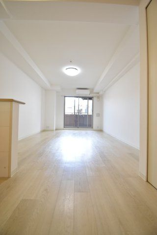セレッソコート上本町EASTの居間・リビング