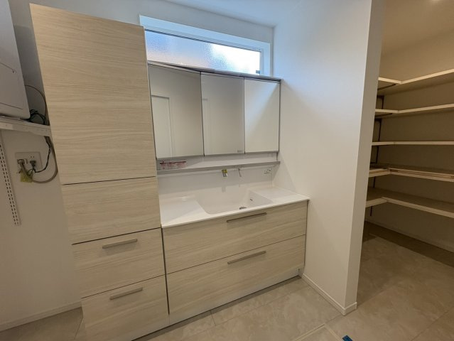 渦森台４丁目 新築戸建の独立洗面台