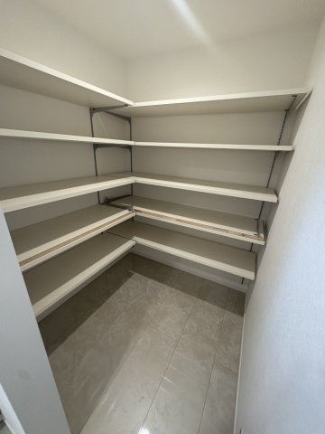 渦森台４丁目 新築戸建の収納