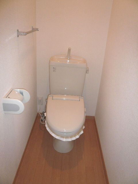 ブラン・ブルー Dのトイレ