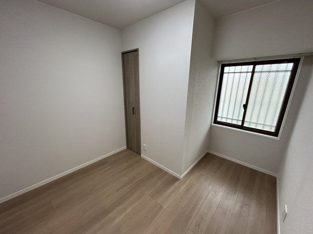 【洋室】ライオンズマンション鶴見花月園前 