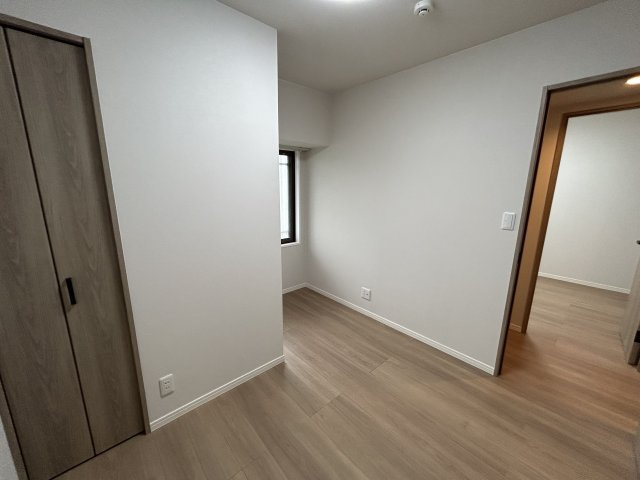 【洋室】ライオンズマンション鶴見花月園前 