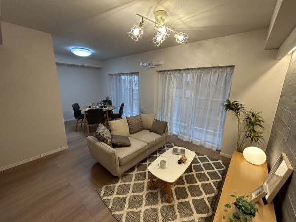 ライオンズマンション鶴見花月園前の画像