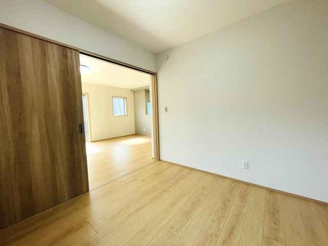 【洋室】 | 本庄市西五十子第２期　ワイウッドコート　新築戸建　全7区画　3号棟