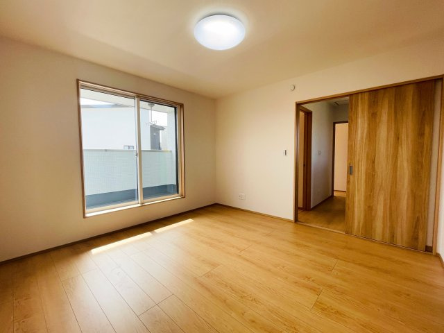 【寝室】 | 本庄市西五十子第２期　ワイウッドコート　新築戸建　全7区画　3号棟