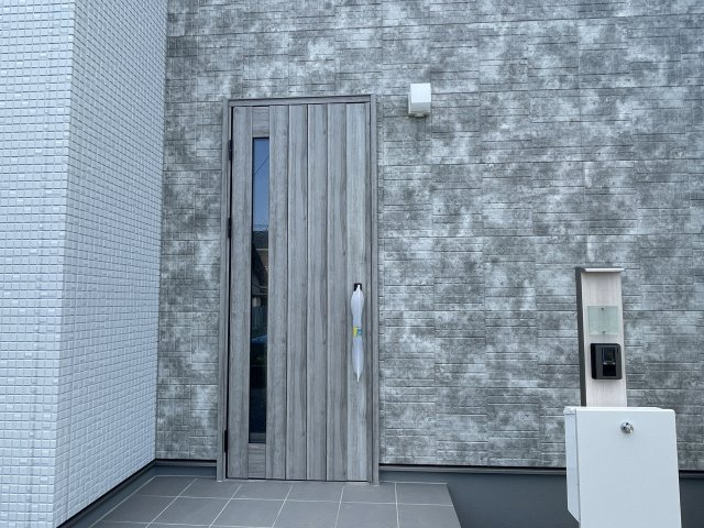 【玄関】 | 本庄市西五十子第２期　ワイウッドコート　新築戸建　全7区画　3号棟